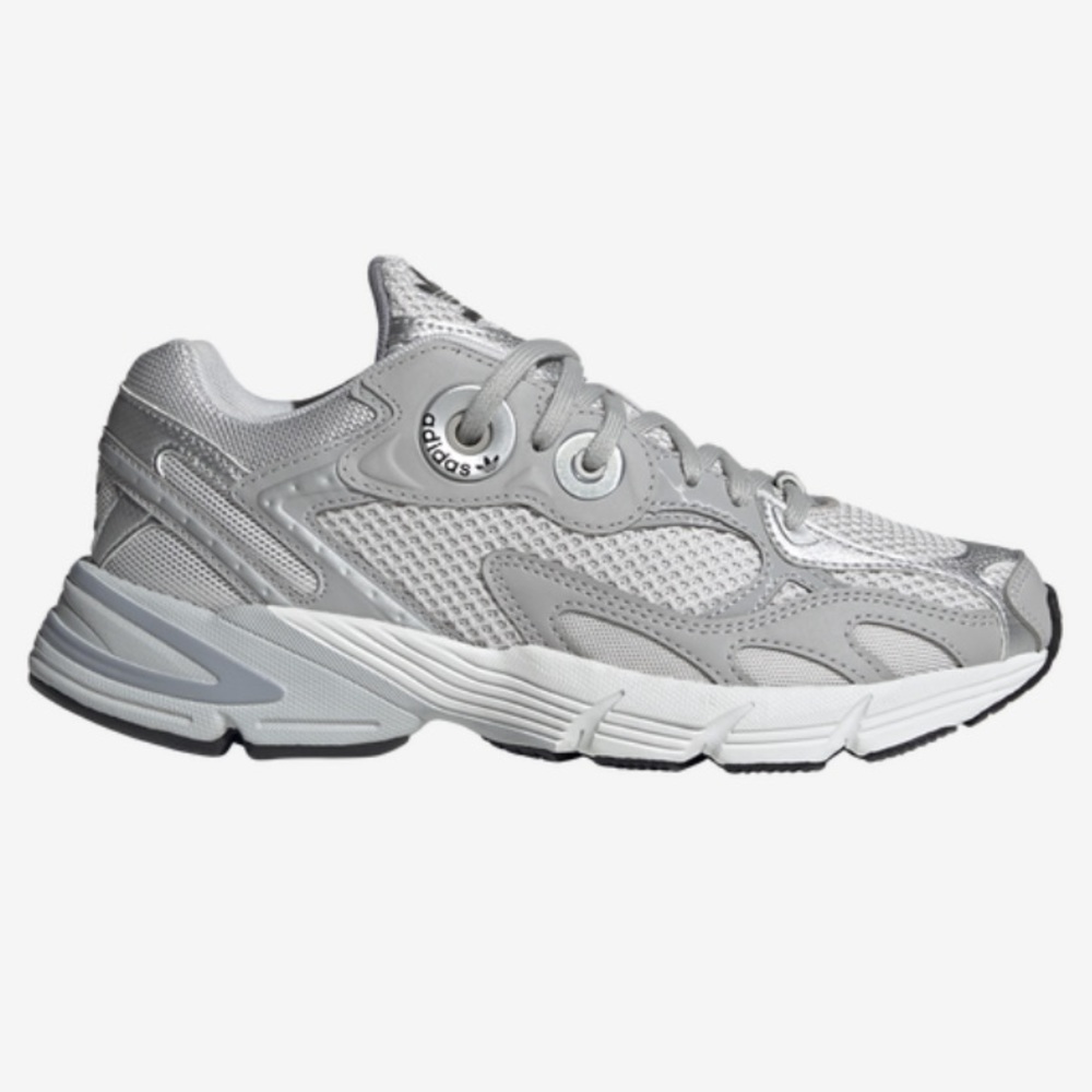 Women’s Adidas Astir sneakers